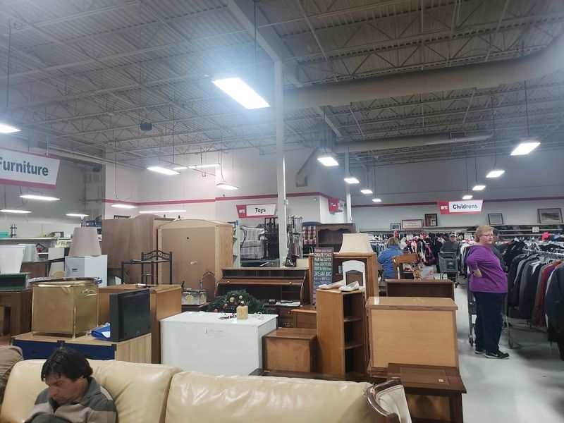 VHS Tapes and Vintage Collectibles: A Retro Lover's Dream