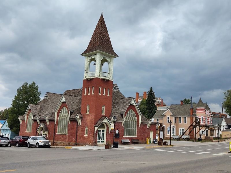 Colorado's High-Altitude Thrift Stores: Surprisingly Good Finds