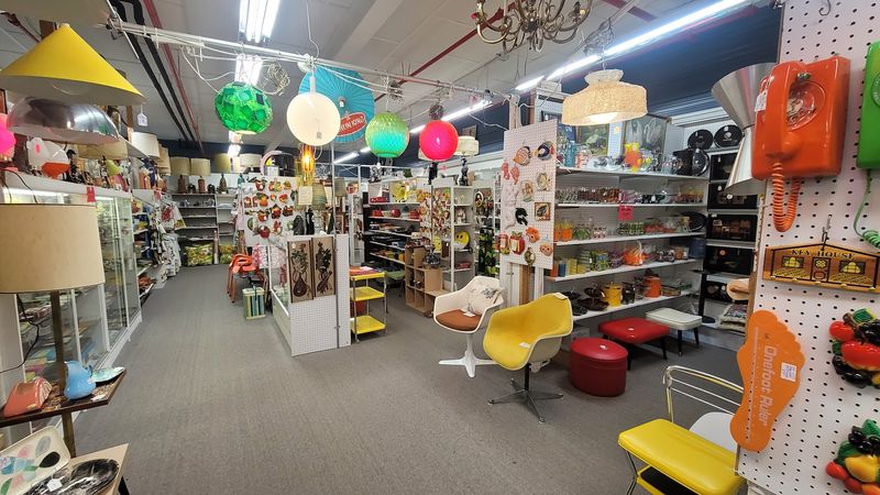 Mid-Century Modern Treasures in One Spot