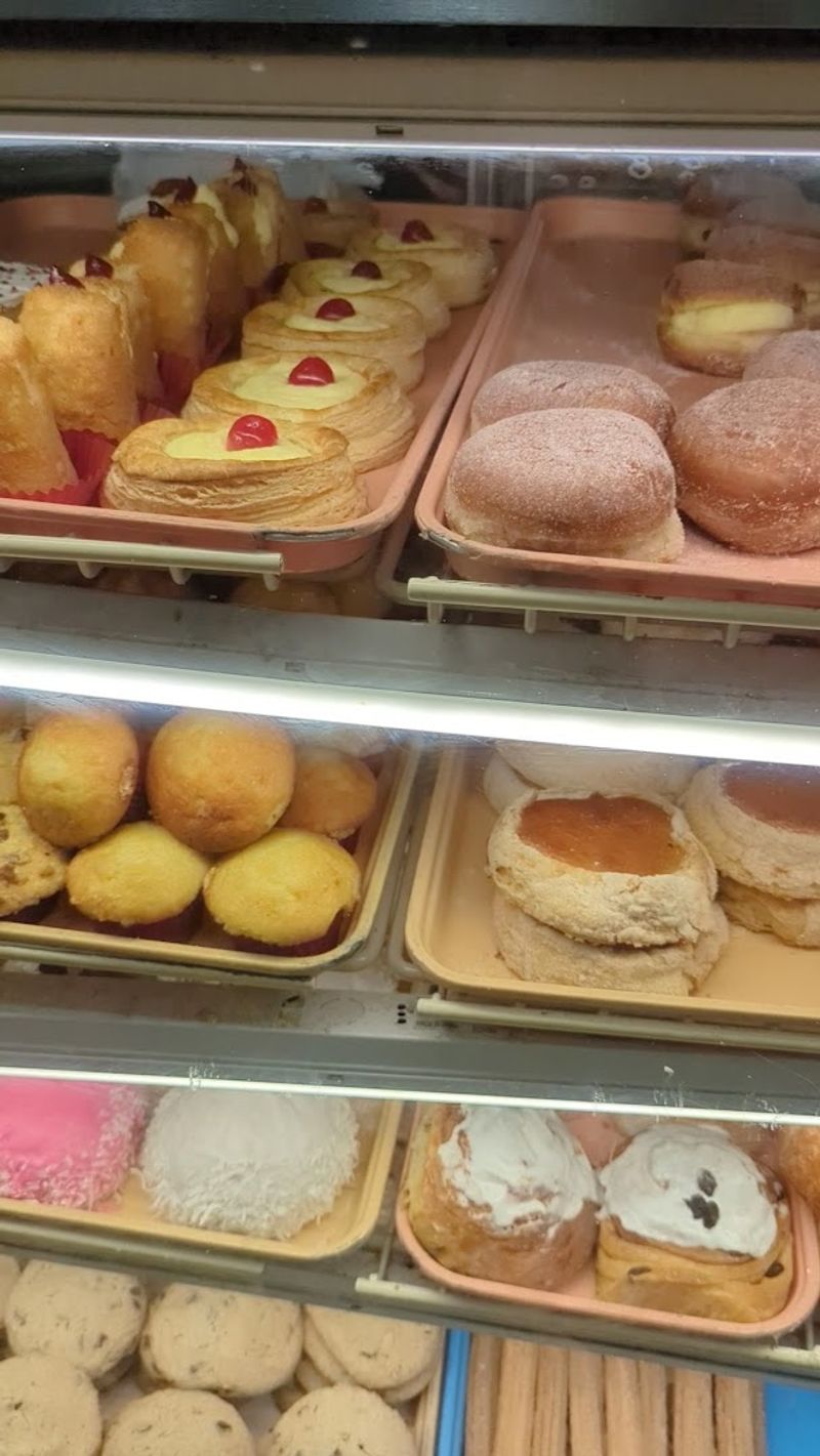 Cream Horns That Customers Cannot Stop Talking About