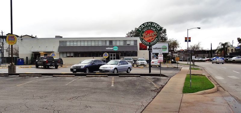 Convenient Location on Westheimer Road