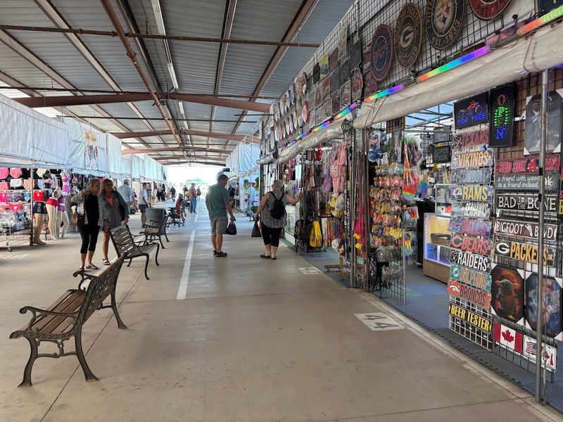 12 Huge Flea Markets In Arizona That Some Shoppers Prefer Over Costco 7 Arizona Market Place - Yuma, Arizona