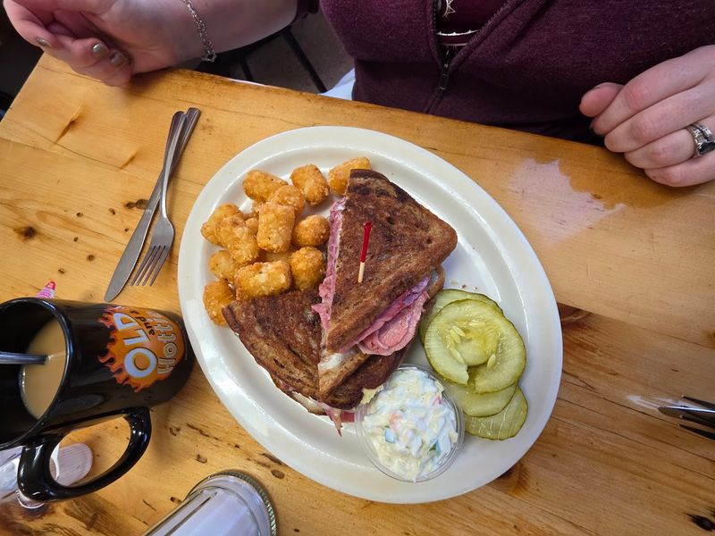 Lunch Specials That Surprise First-Timers