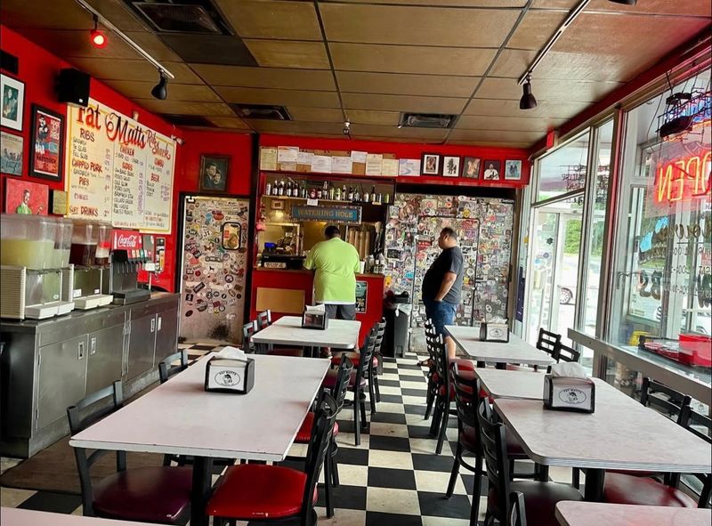 Counter-Service Charm and Lightning-Fast Speed