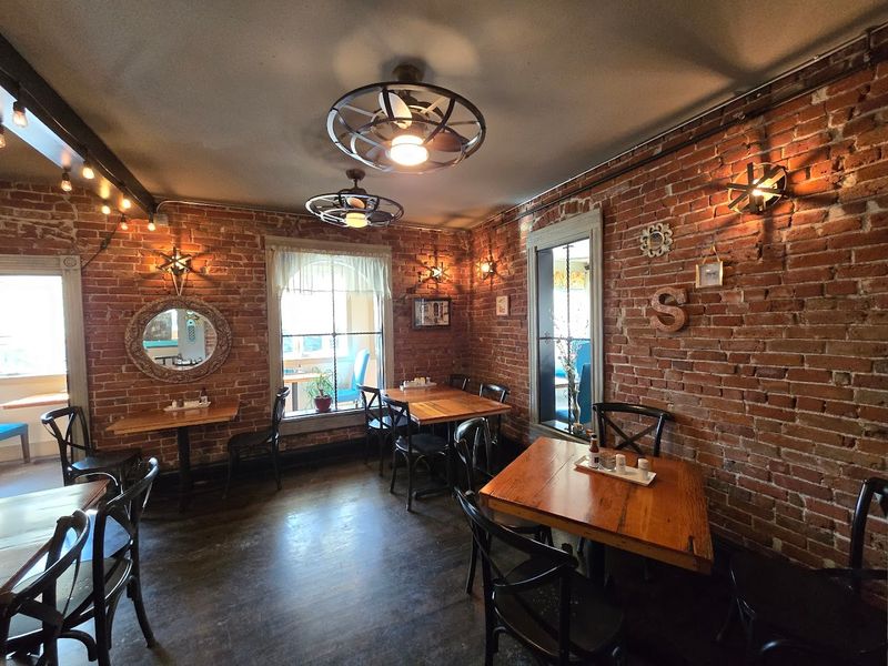 The Cozy, Home-Like Atmosphere That Sets the Mood