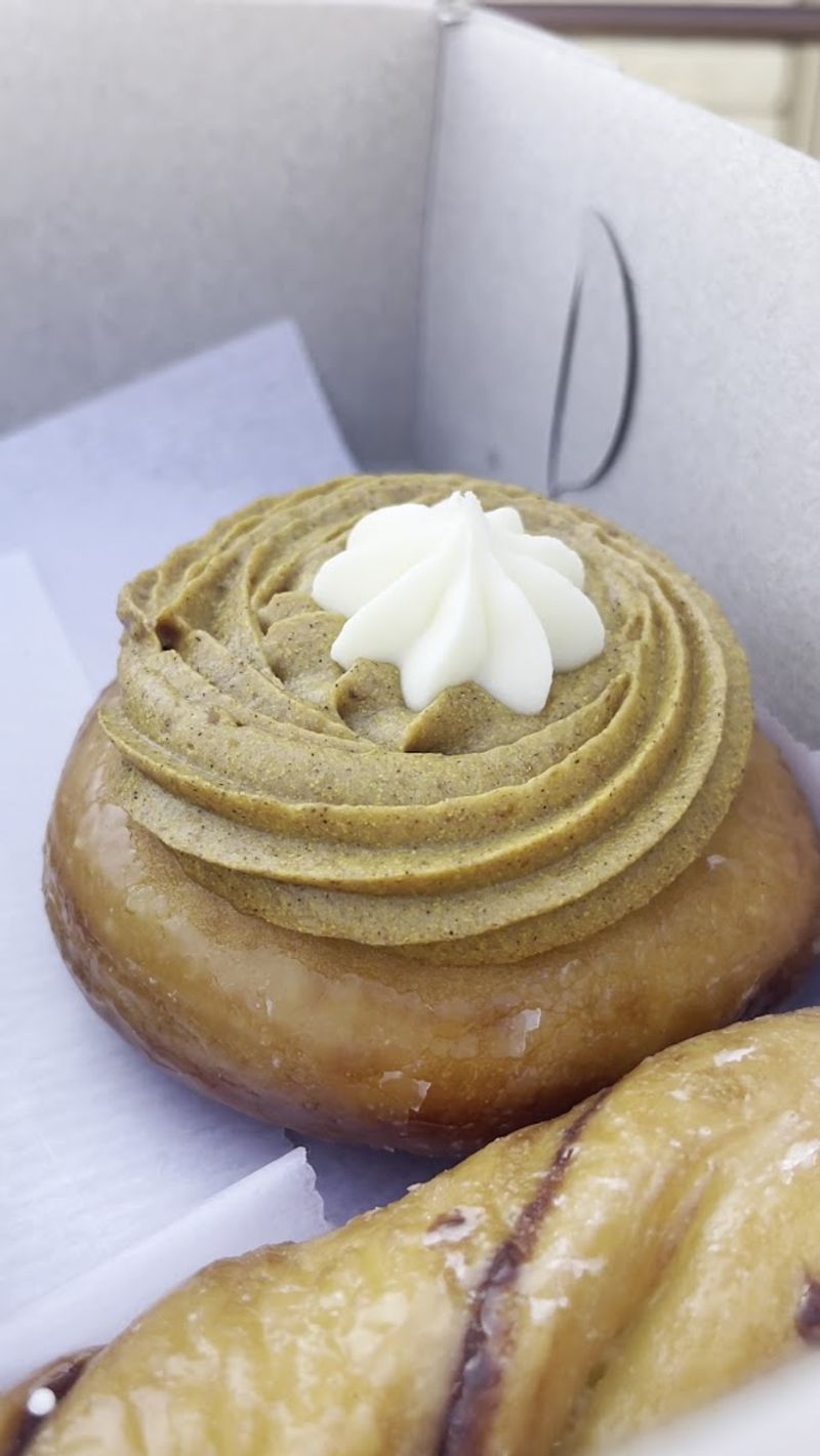 Cream Cheese and Lemon Donut — A Hidden Gem