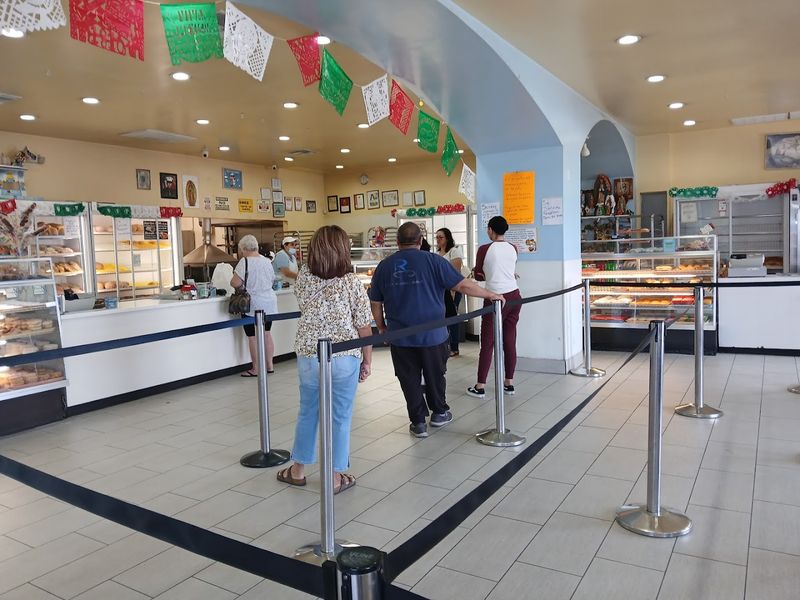 A Bakery Atmosphere That Keeps Customers Coming Back