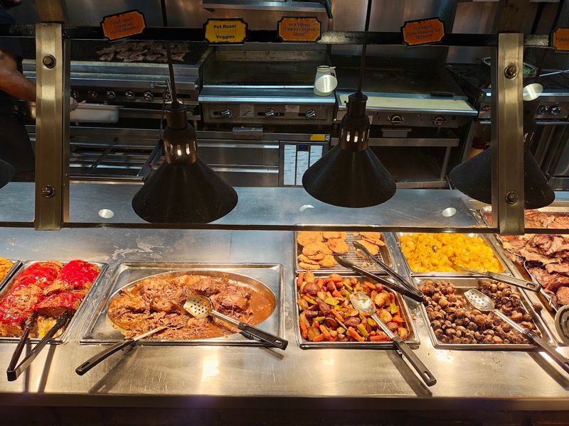 People Drive For Hours To Try The Meatloaf At This Virginia Buffet Restaurant 5 Pulled Pork That Practically Melts on Contact