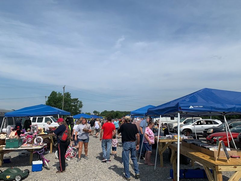 Cleveland Flea Market - Cleveland, Tennessee