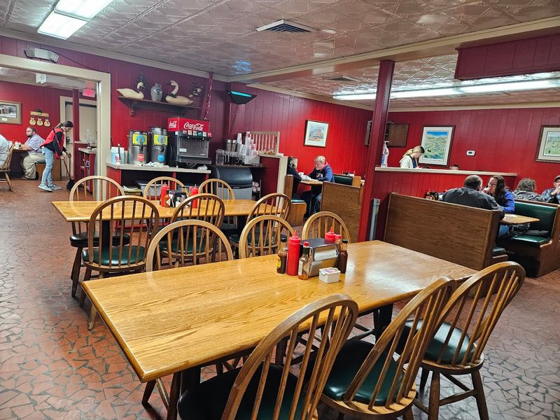 Lightning-Fast Service That Keeps the Line Moving