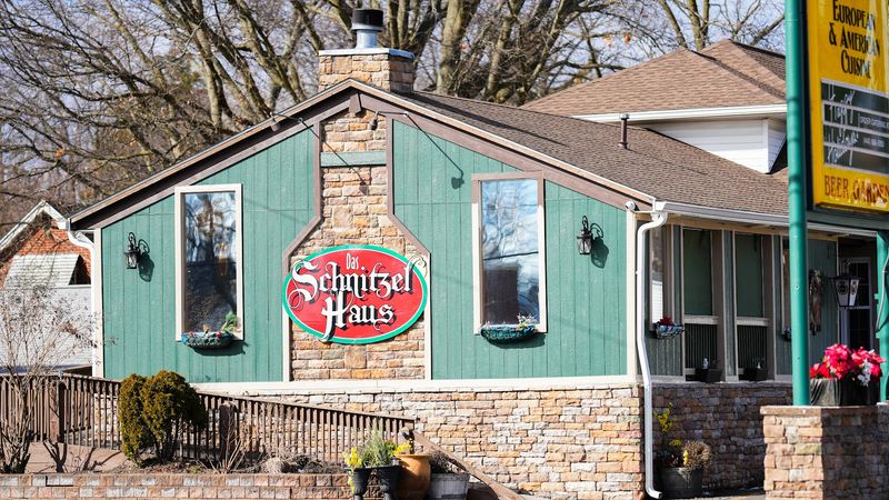 Das Schnitzel Haus - Parma, Ohio