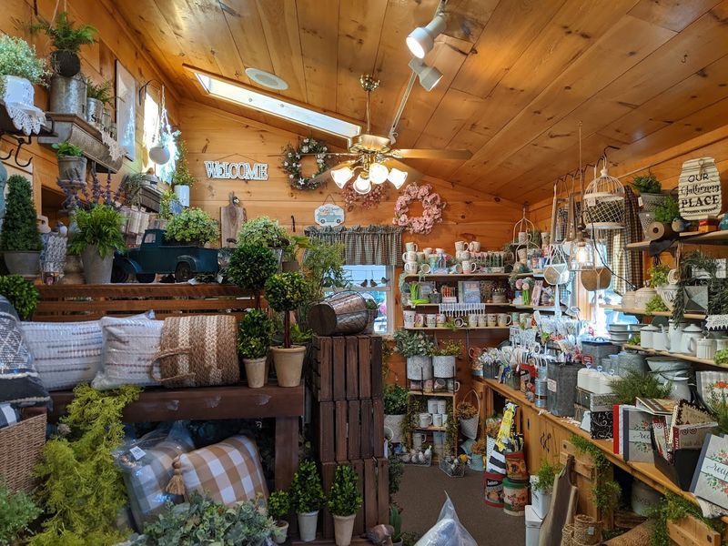 Amish-Made Gifts and Souvenirs to Take Home