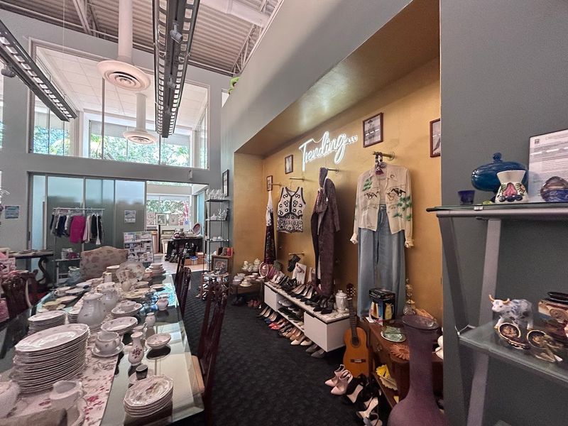 Vintage Treasures Curated With a Collector's Eye