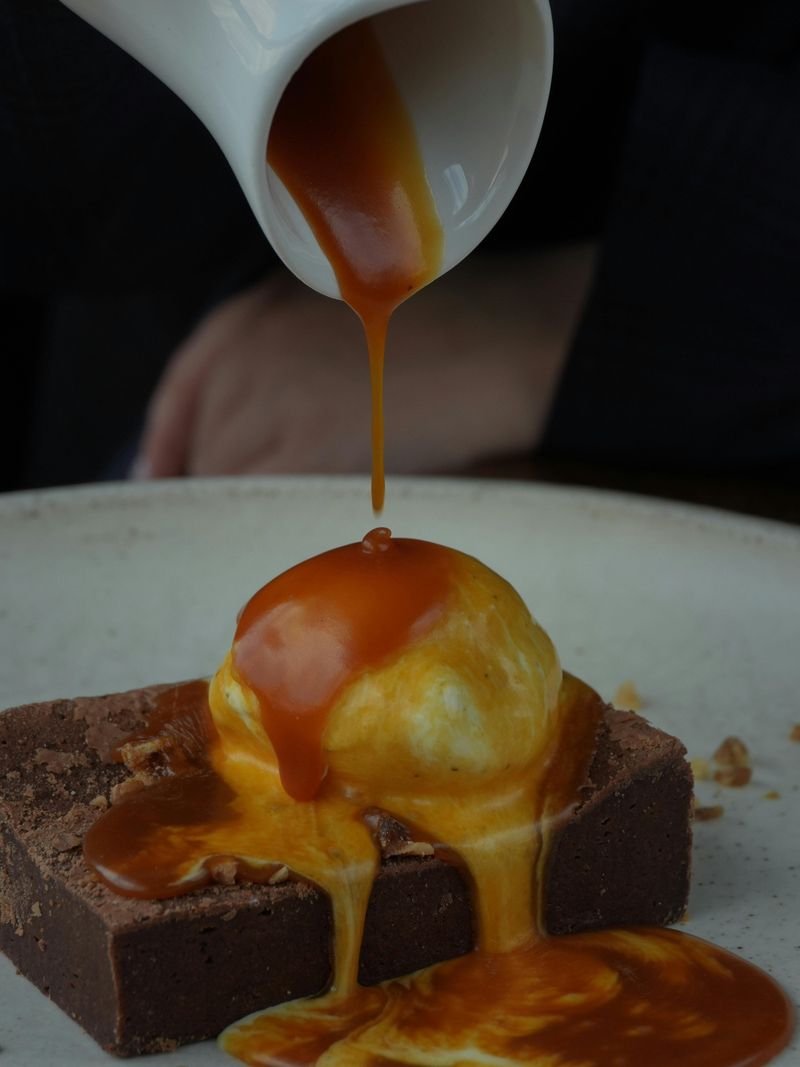 Caramel sauce