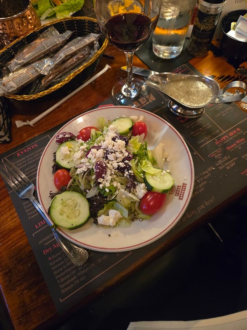 Cocktails and Drinks: The Perfect Companions to a Great Steak