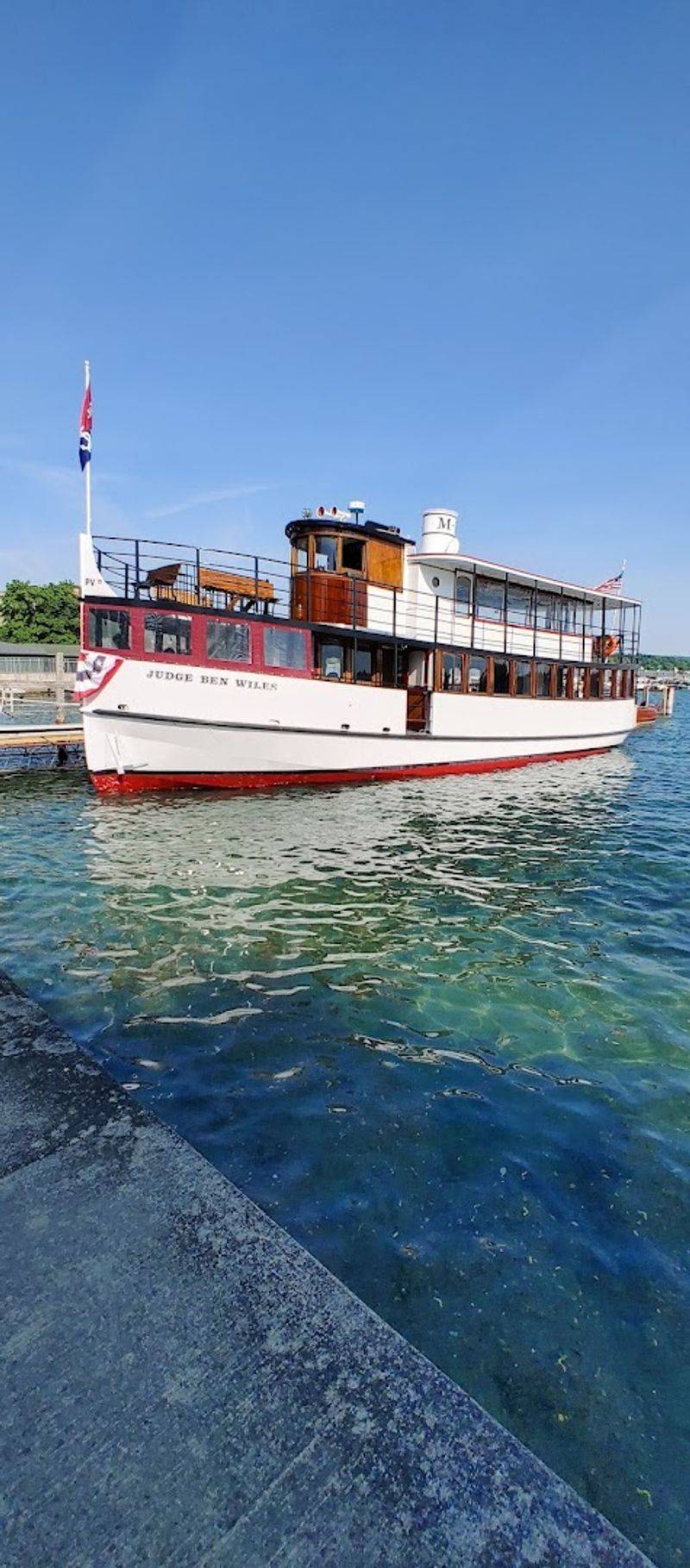 Mid-Lakes Navigation Boat Tours: See the Lake from the Water