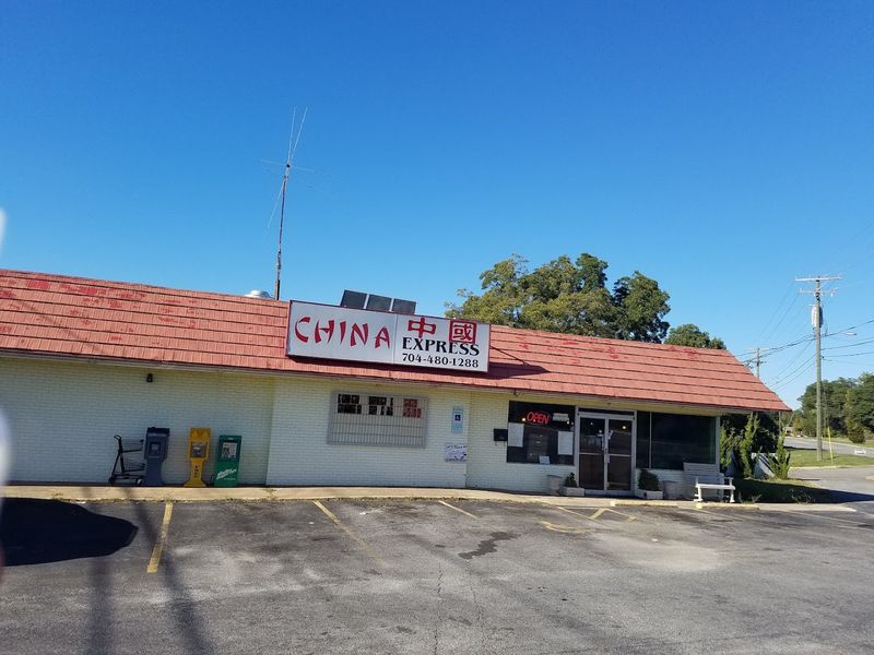 Dining Out on a Dime Is Totally Doable