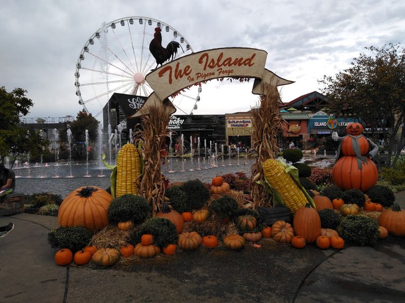 The Island - Pigeon Forge, Tennessee
