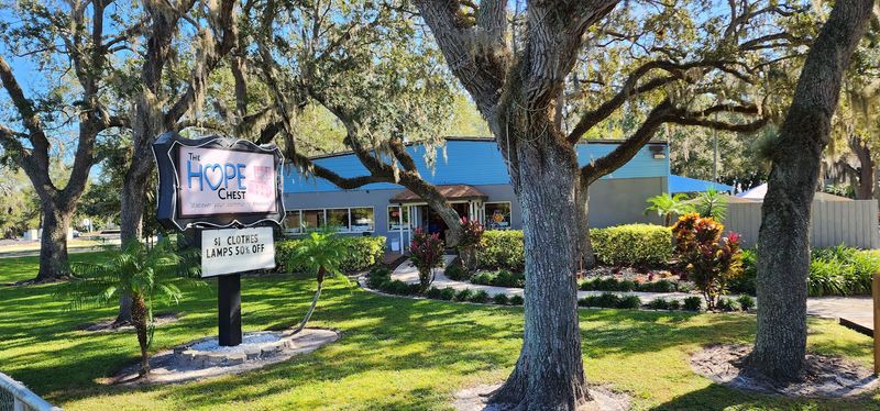 Location and Hours: Planning Your Perfect Thrift Day