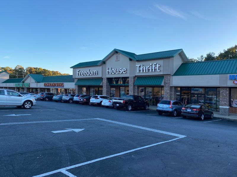 Best times to visit and store basics