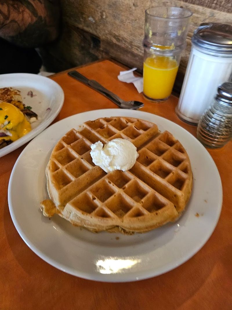 This Arizona Diner Serves Chicken Fried Steak That's Worth A Road Trip 13 Freshly Squeezed OJ and Excellent Coffee