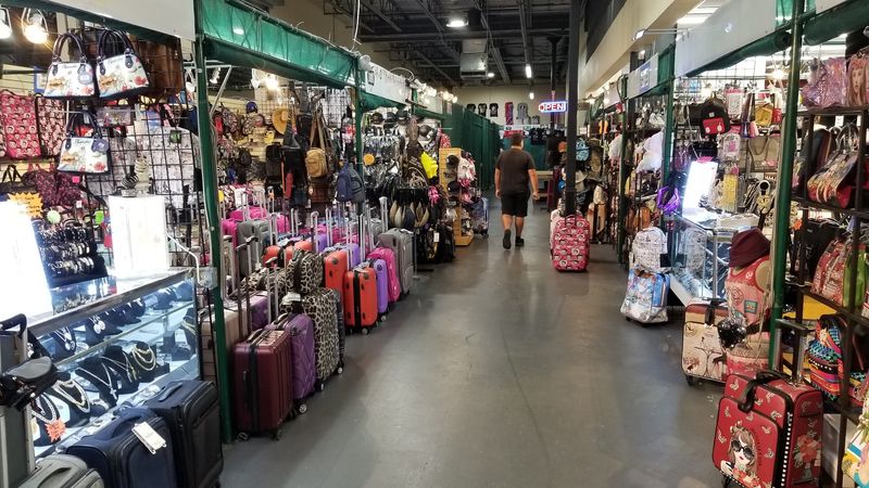 This huge Florida flea market is where $35 stretches surprisingly far 8 Luggage and Travel Bags at Wallet-Friendly Prices