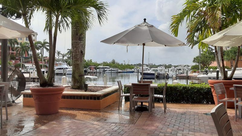 Arriving by Boat — A Uniquely Florida Experience