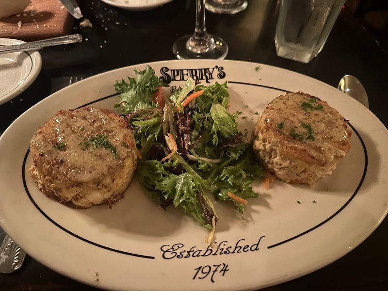 Crab Cakes With Impressive Texture and Bold Flavor