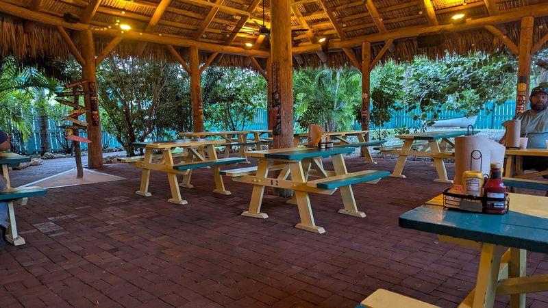 Family-Friendly Vibes in a Laid-Back Setting