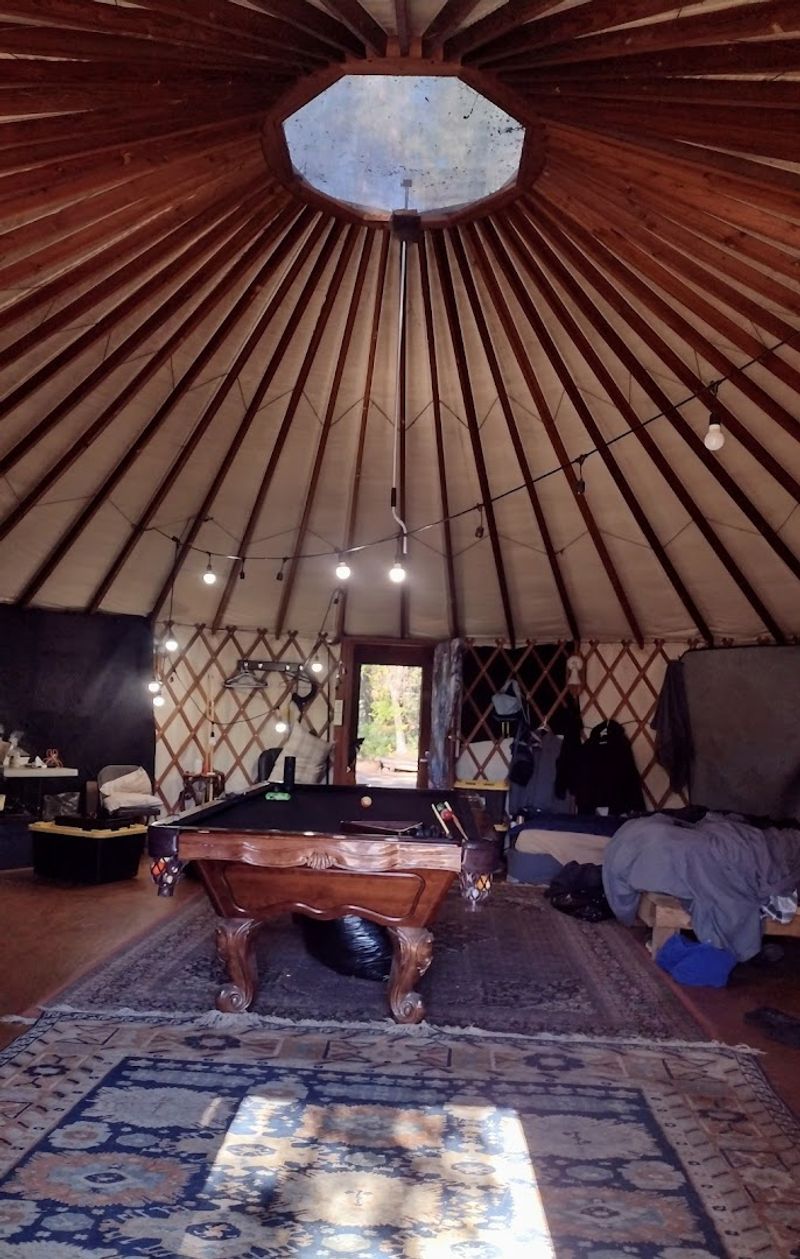 This California mountain town is winning over retirees with fresh air, slower days, and postcard views 14 A Spiritual and Wellness Culture That Supports Whole-Person Health