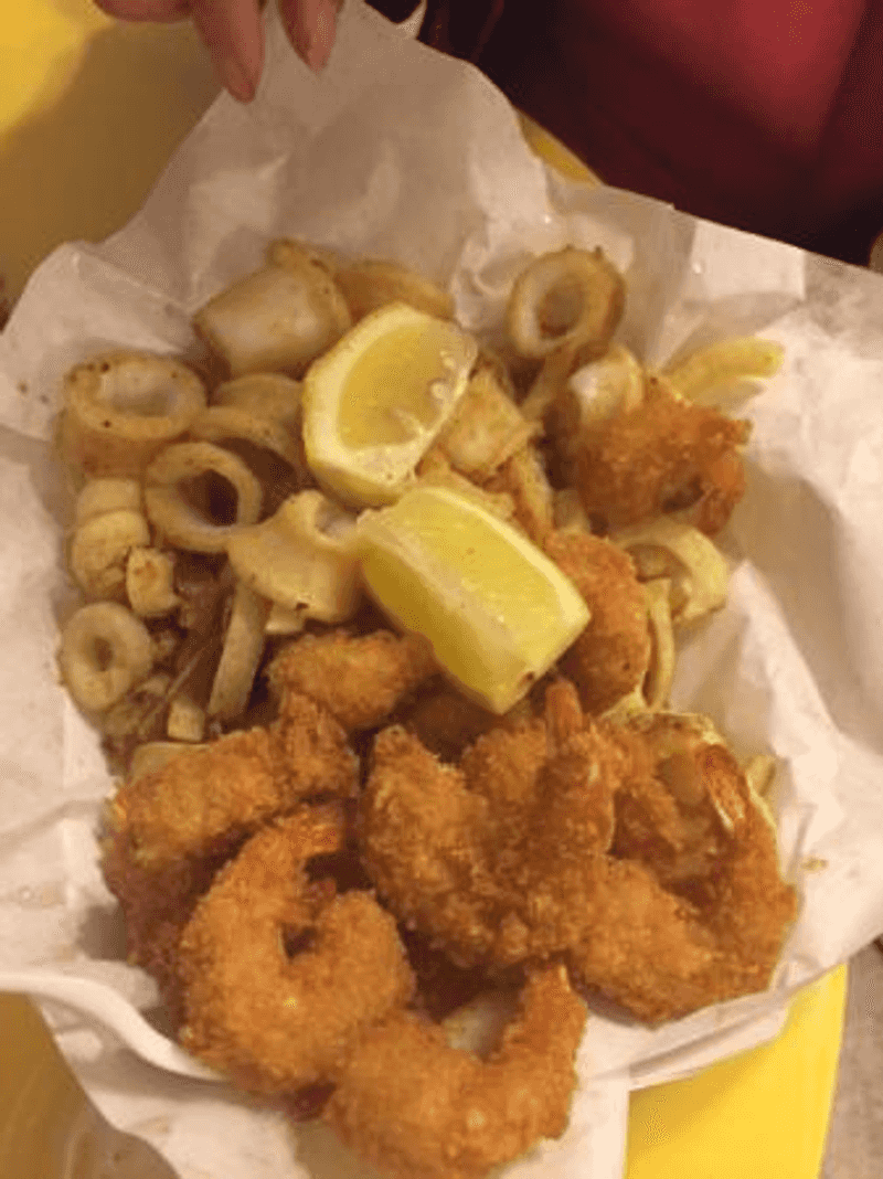 This simple California restaurant serves amazing clam chowder 7 Calamari That's Perfectly Fried Every Time
