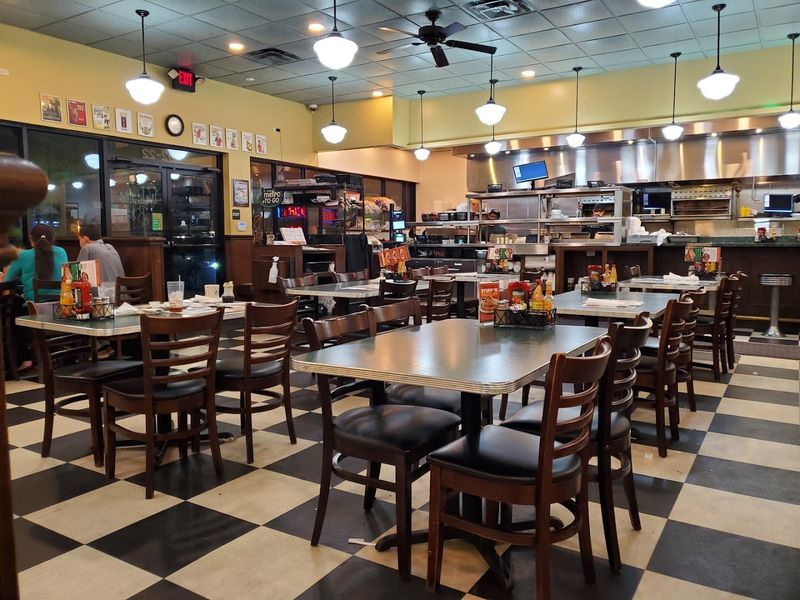 Florida Fast Food Spots, Chains, and Diners Locals Keep Coming Back To 5 Metro Diner - Jacksonville, Florida