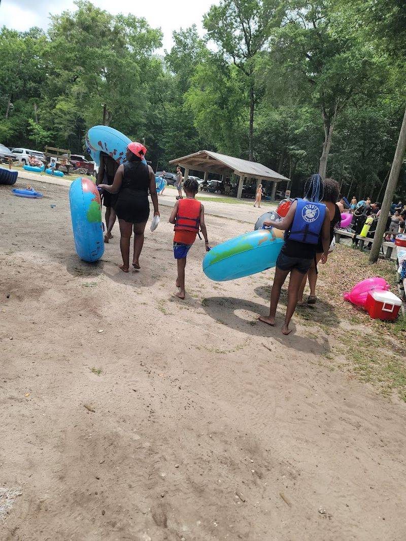Renting a Tube and Getting Ready to Float