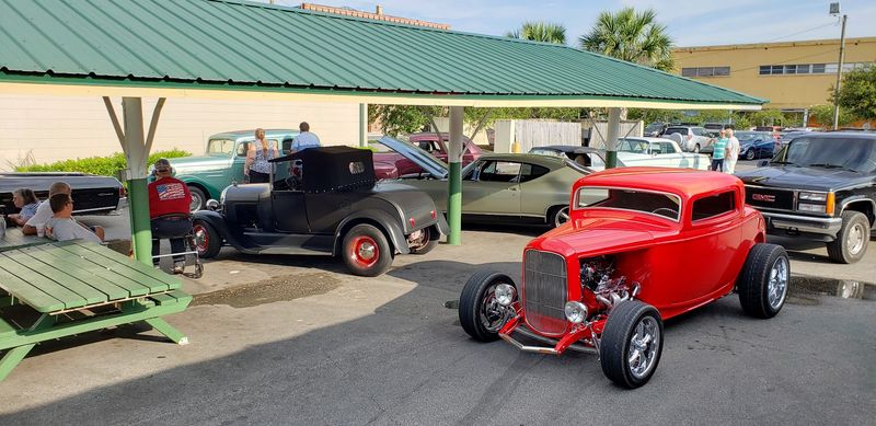 Classic Curb Service That Takes You Back