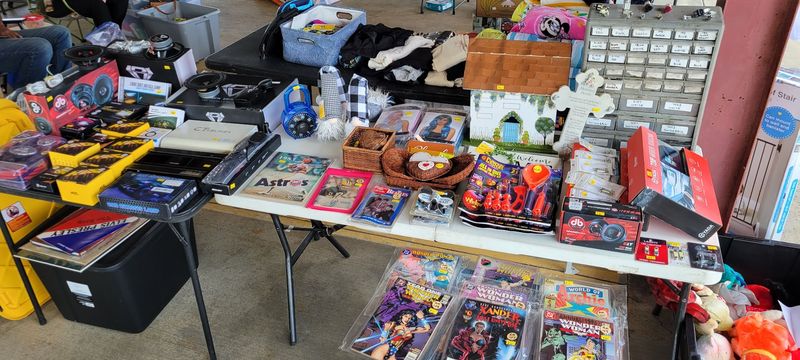 Vintage and Secondhand Finds That Feel Like Easter Egg Hunting