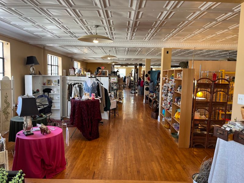 Vintage Clothing That Turns Heads