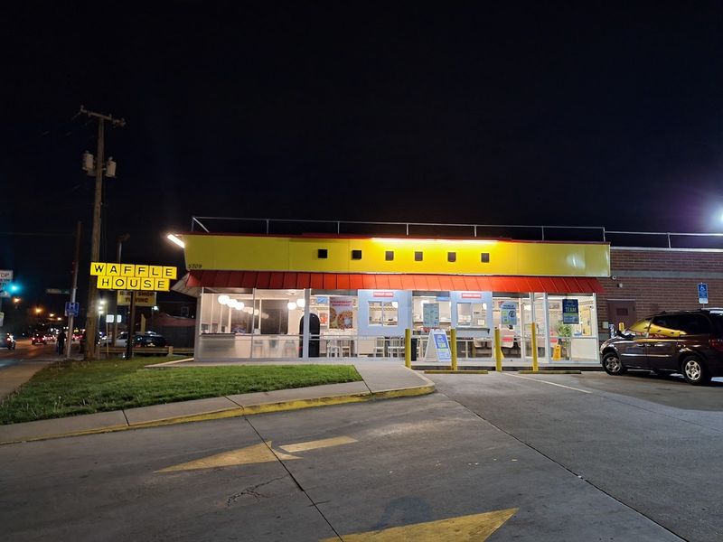 Waffle House - Cincinnati, Ohio
