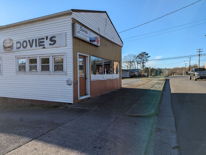 Dovie's - Tompkinsville, Kentucky