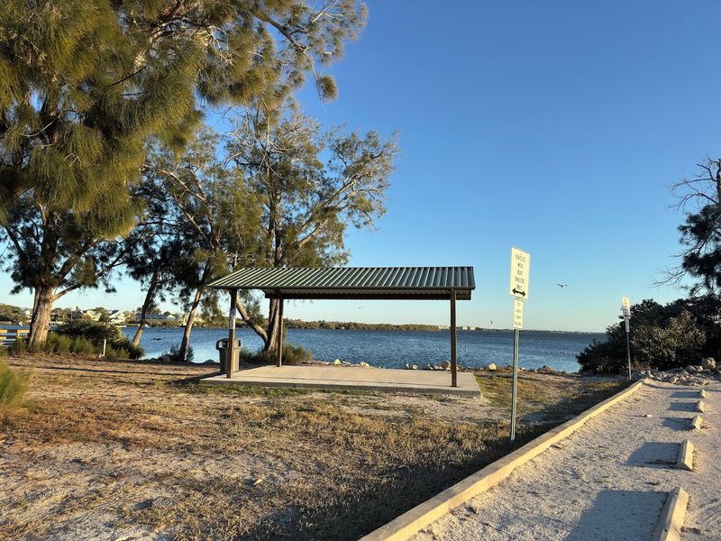 Picnic spots that invite you to stay longer