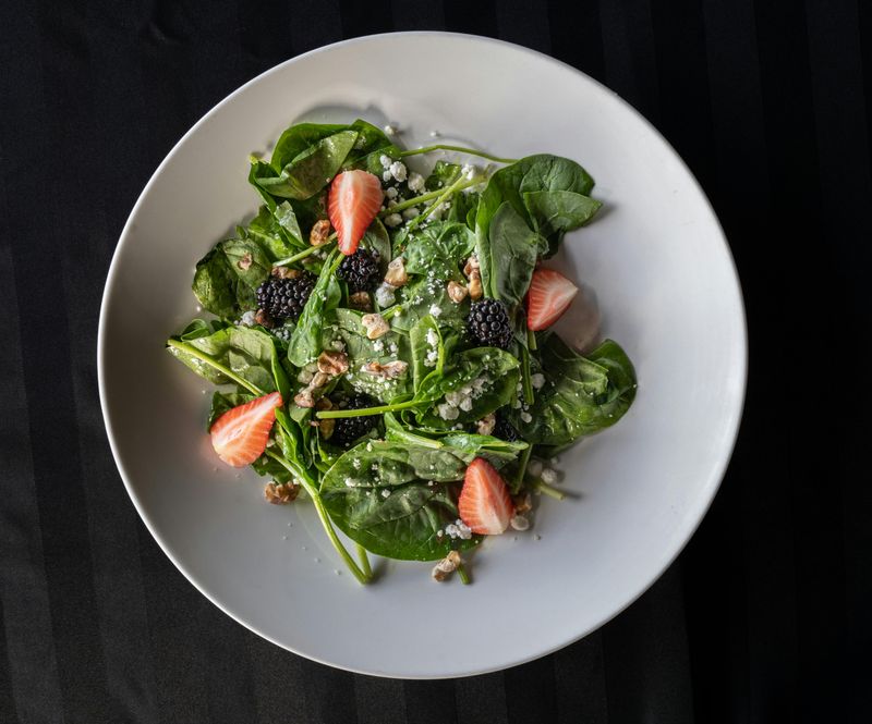 Spinach salad