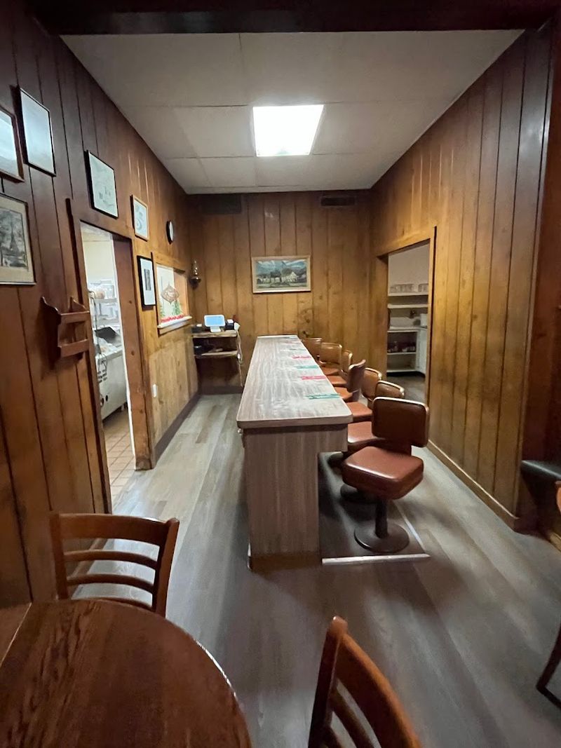 Locals say this California family-run restaurant has the best homemade pies around 8 The Knotty-Pine Dining Room Atmosphere