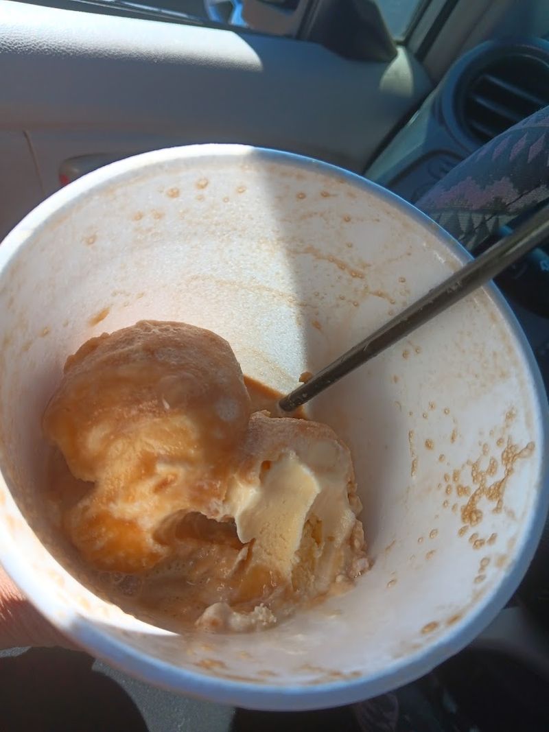 This unassuming Texas restaurant serves what might be the best root beer around 7 Root Beer Floats Made With Blue Bell Ice Cream