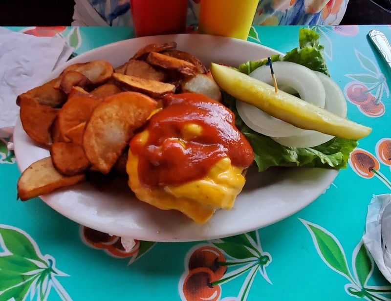 Chili Cheese Fries With a Cincinnati Twist