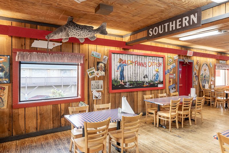 This Unassuming Tennessee Restaurant Serves Frog Legs That Taste Amazing 9 Banana Pudding Made From Scratch