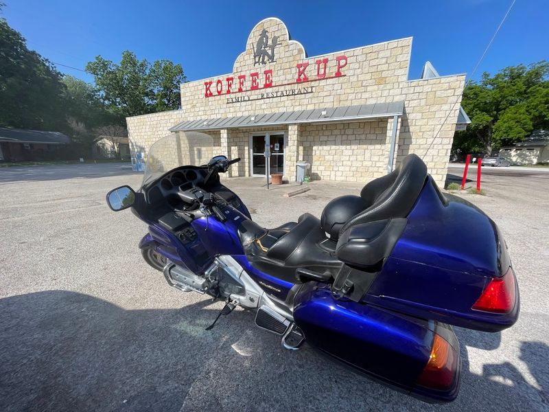 How Word of Mouth Turned a Small Diner Into a Destination