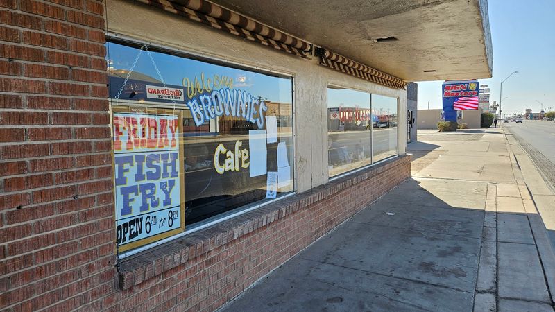A classic Arizona diner known for its amazing fish and chips 10 Affordable Prices That Won't Break the Budget