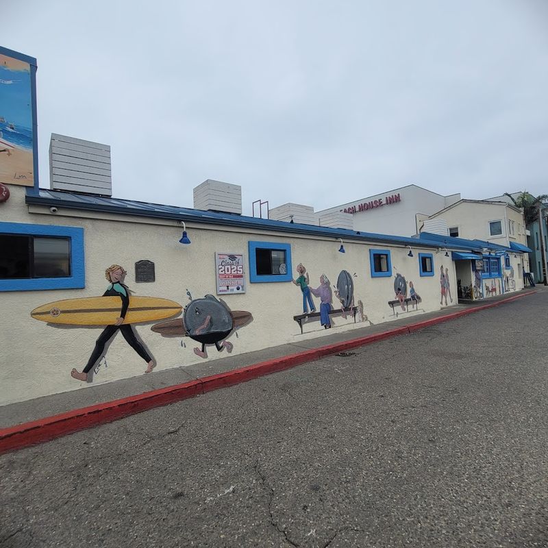 This simple California restaurant serves amazing clam chowder 12 Beachy Atmosphere and Surf-Themed Vibe