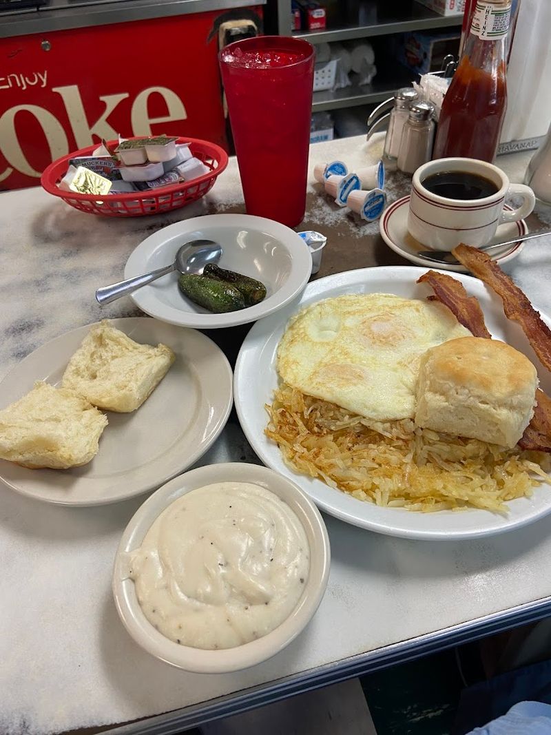 Hearty Breakfast Served Early Every Morning