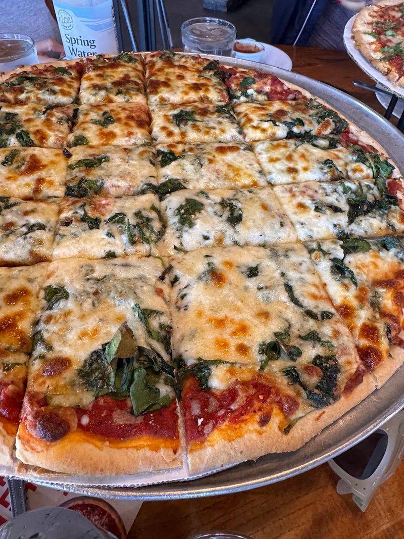 Thin Crust and Tavern-Style Pizza for Non-Deep-Dish Fans