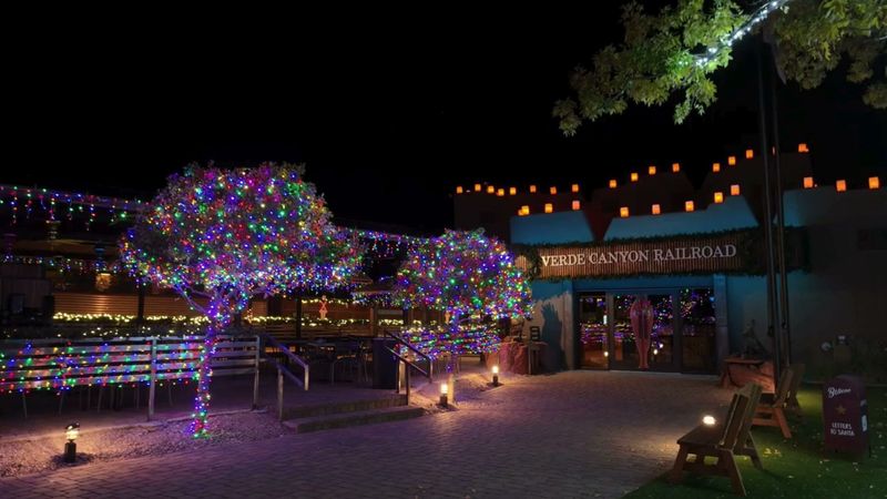 A scenic 20-mile train ride in Arizona you can enjoy all year 12 Special Events and Themed Rides Worth Planning Around